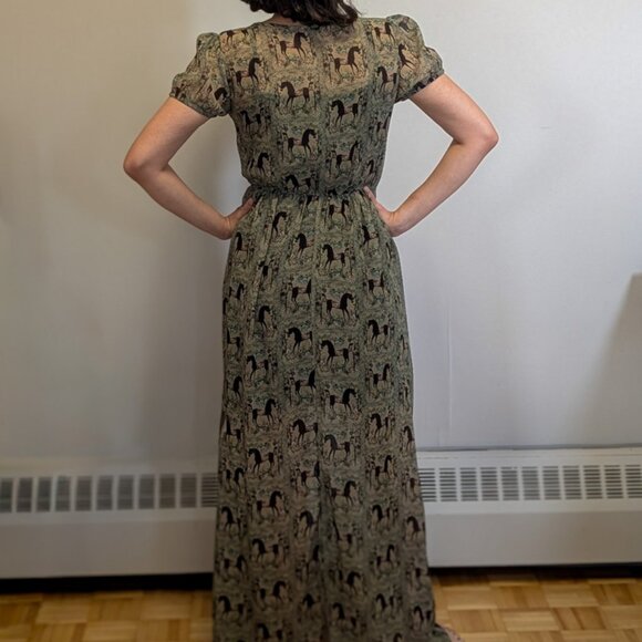 Green Patterned Maxi Dress - Picture 2 of 7